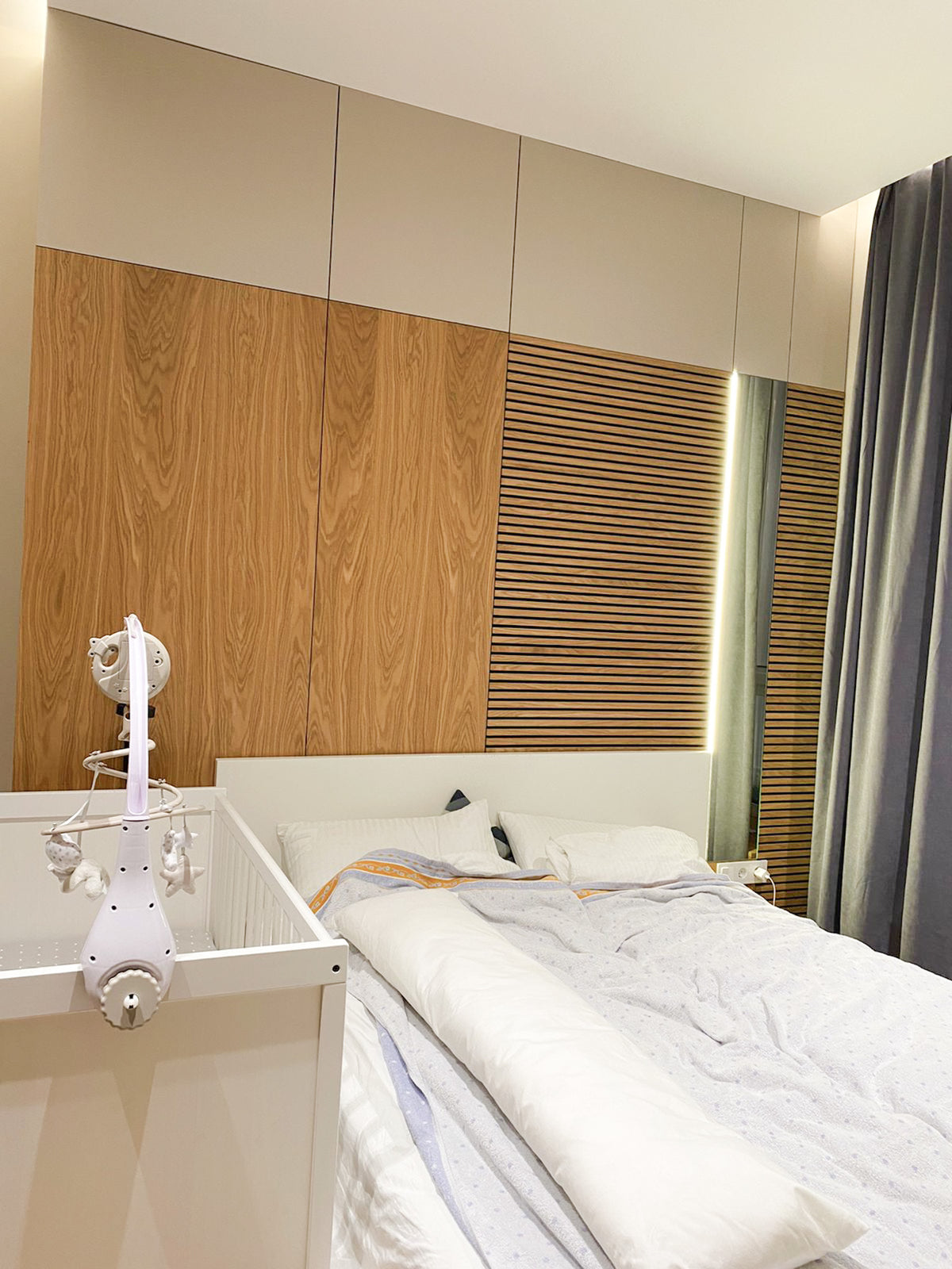 Oak Toned Wall Panels and Partition