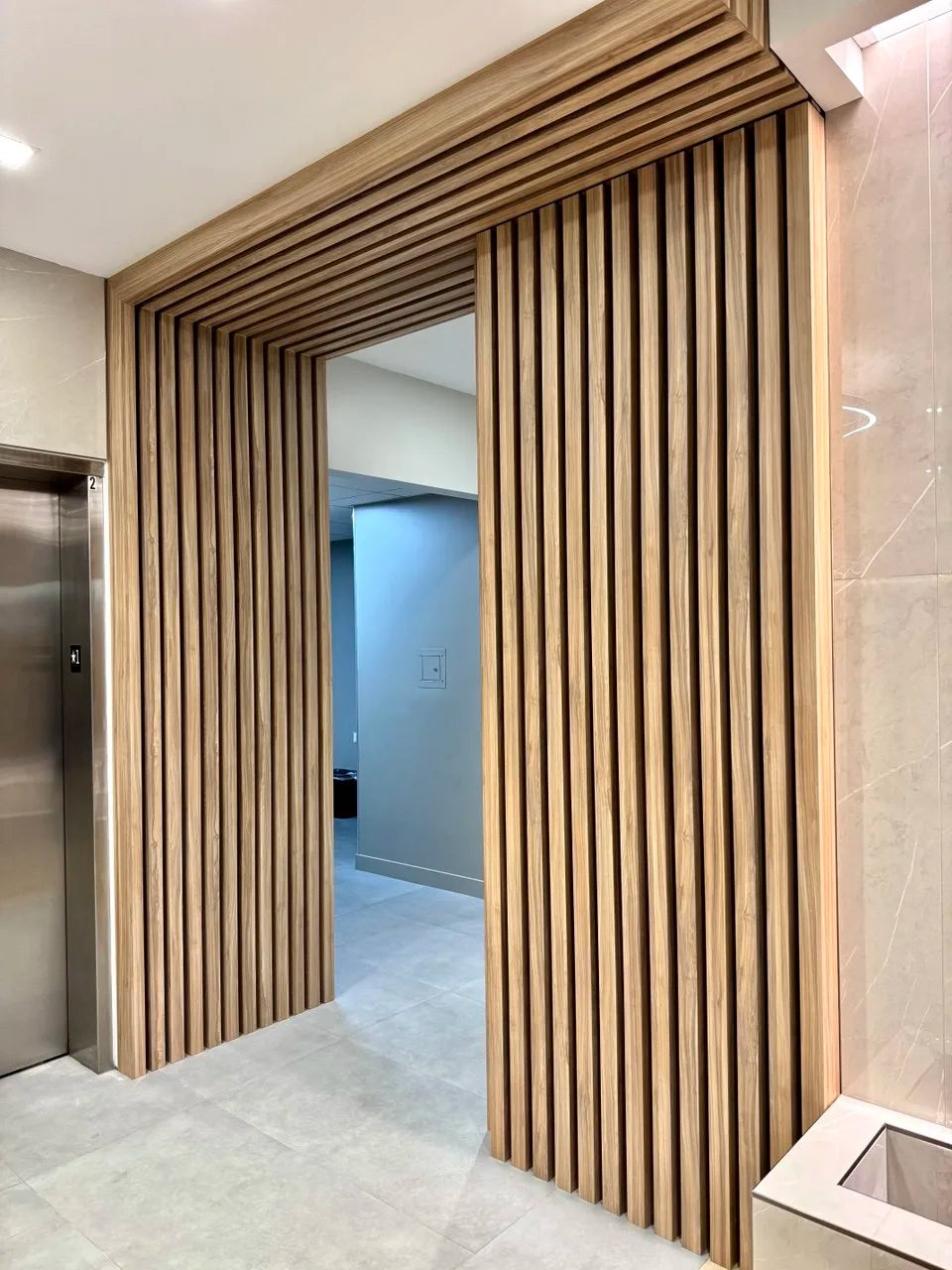 Slat Wall Panels vs. Traditional Wood Paneling: When to Choose Each for LA Homes & Offices