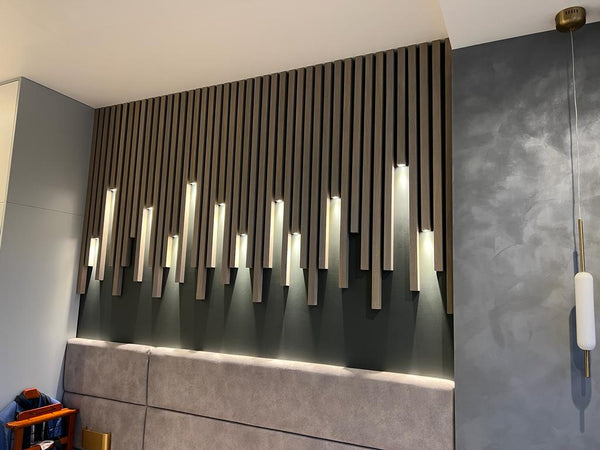Backlit Rain Profile Slat Wall