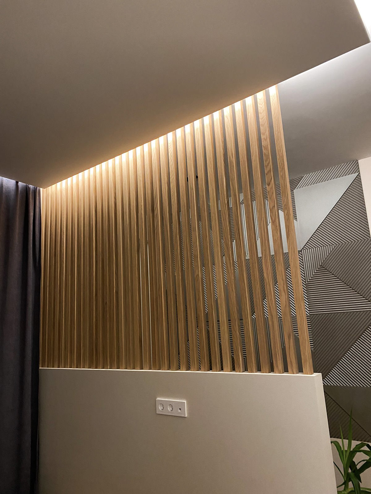 Oak Toned Wall Panels and Partition