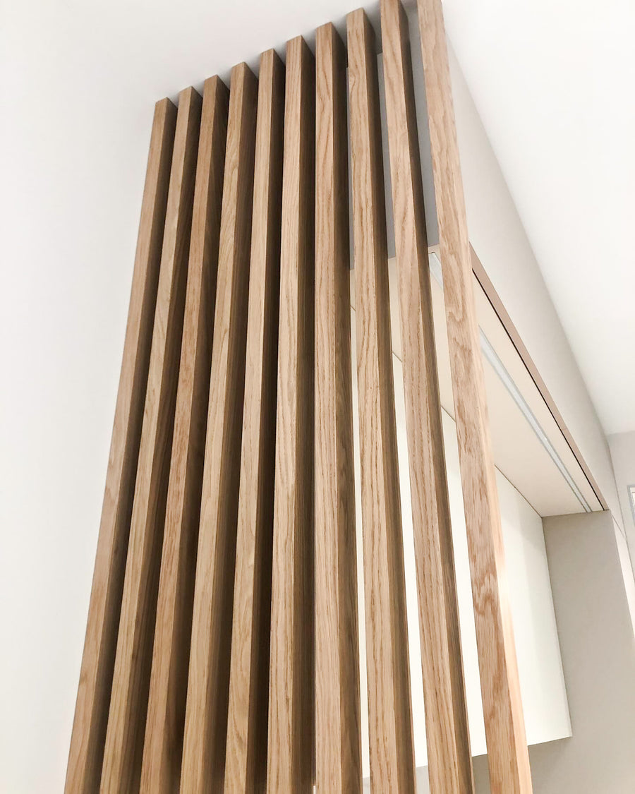 Wood Partition Wall for a Kitchen