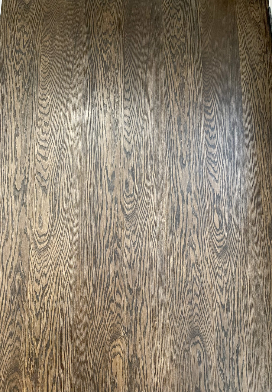 Gray Oak and Tinted Partition Wall