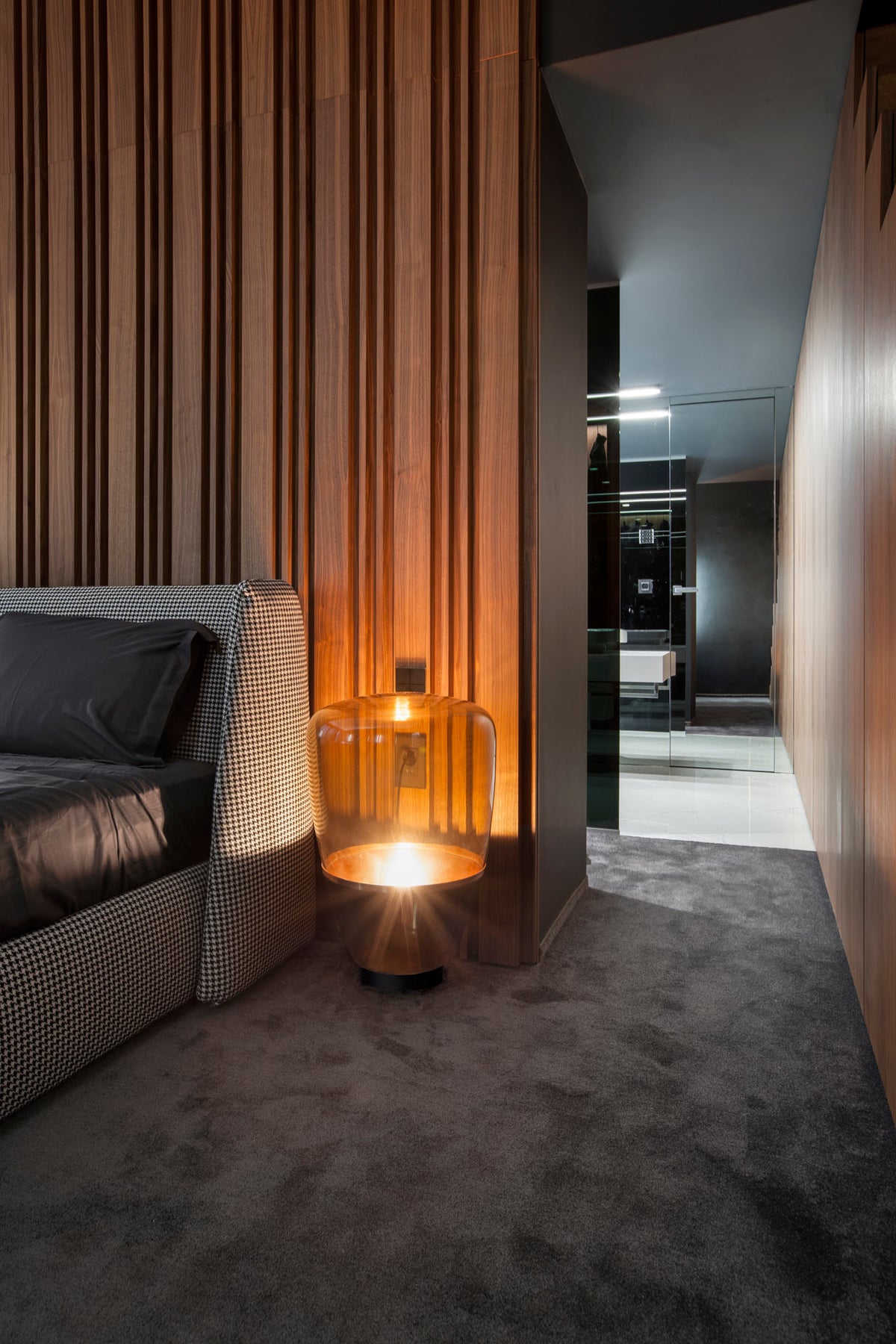 Mixed-Width Slat Panels