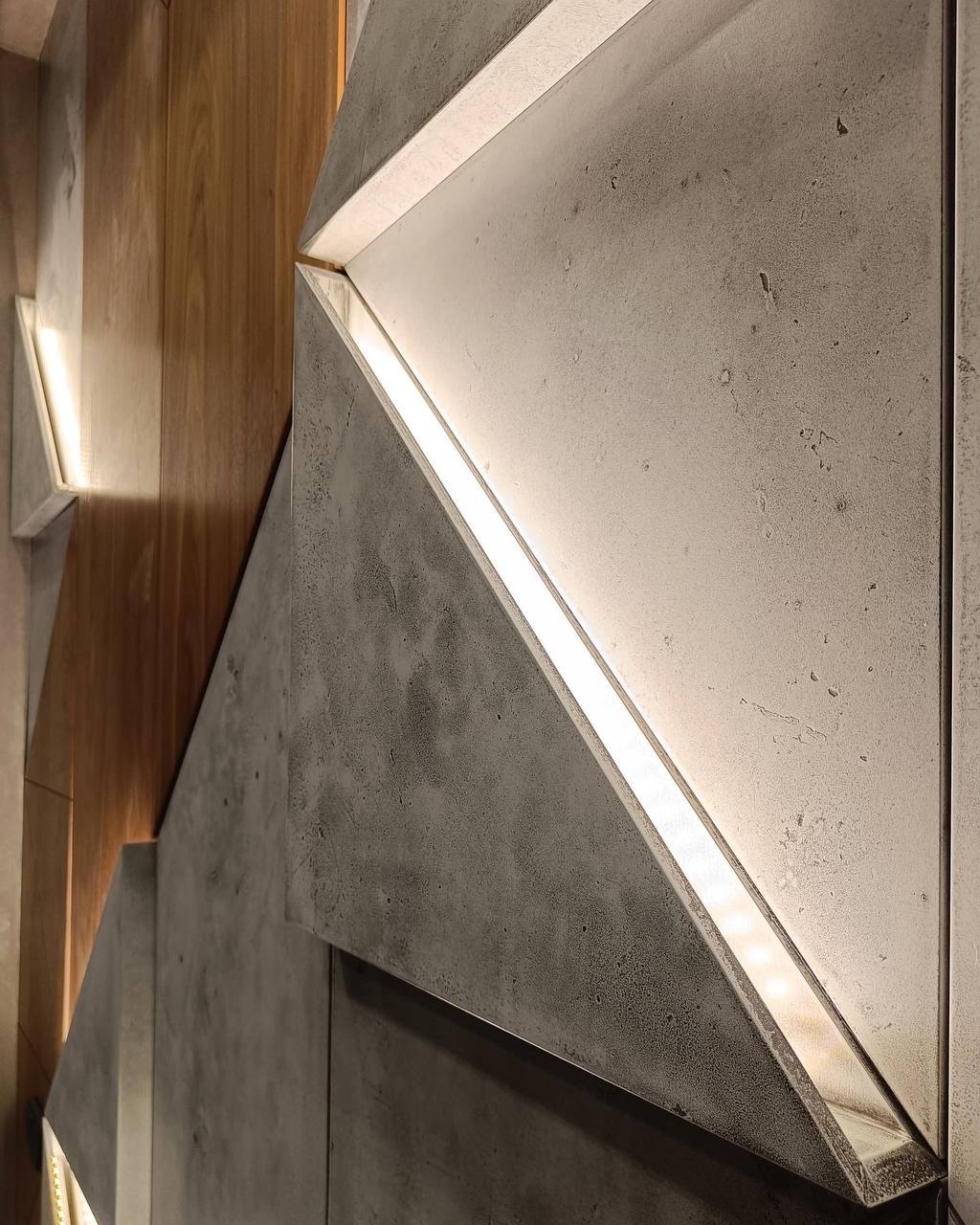3D Triangular Panels