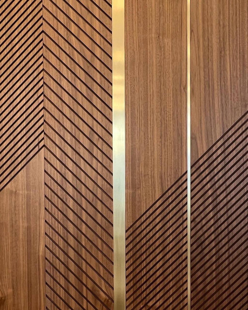 LUXURY WALNUT PANELS WITH DESIGN BRASS