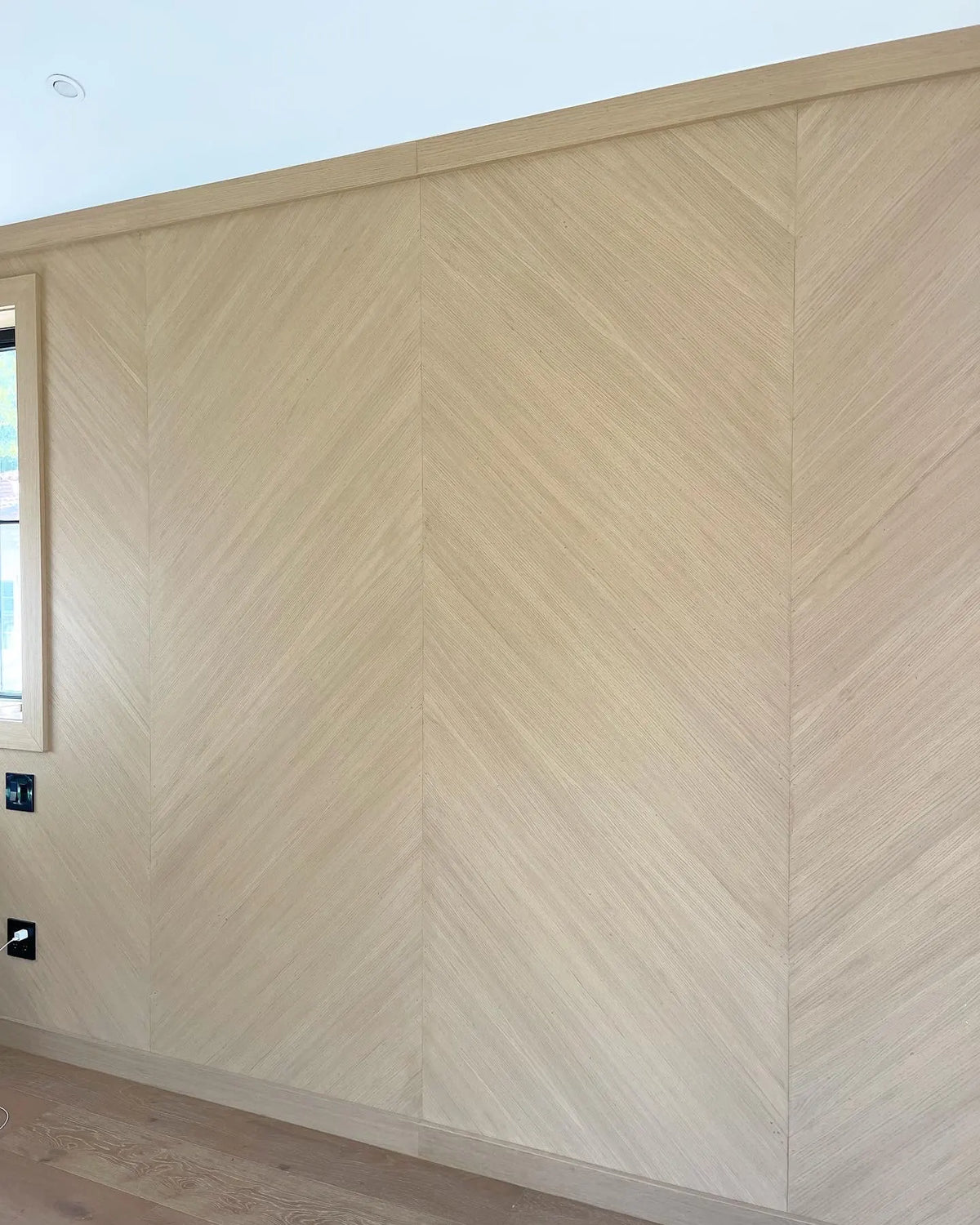 Oak and Walnut Slat Panels for a Home